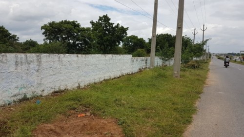 7 main road side foot path, sector 1